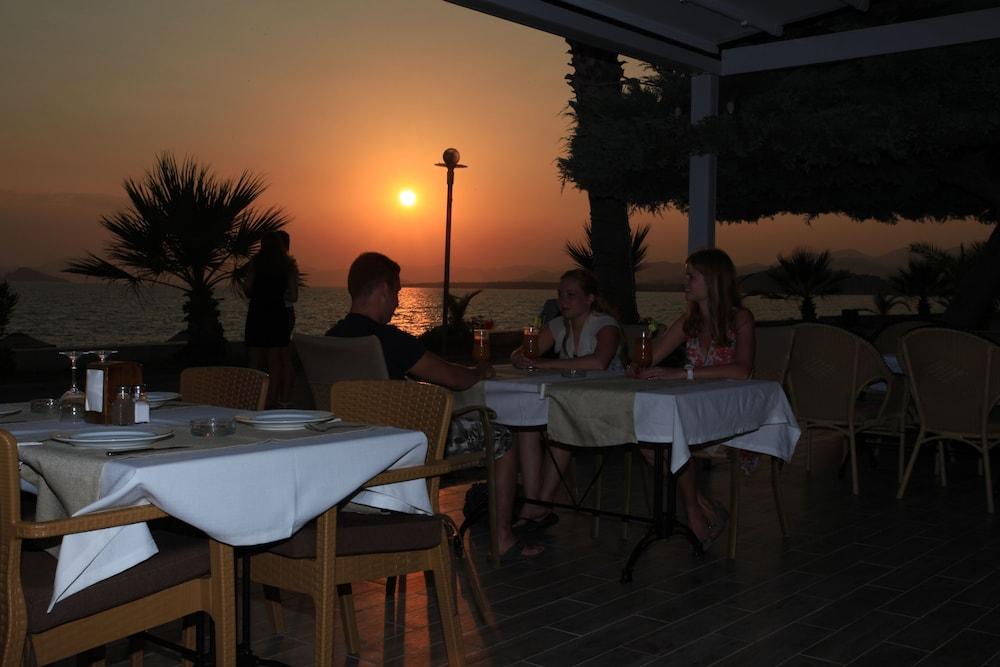 Malhun Hotel Fethiye Exterior photo