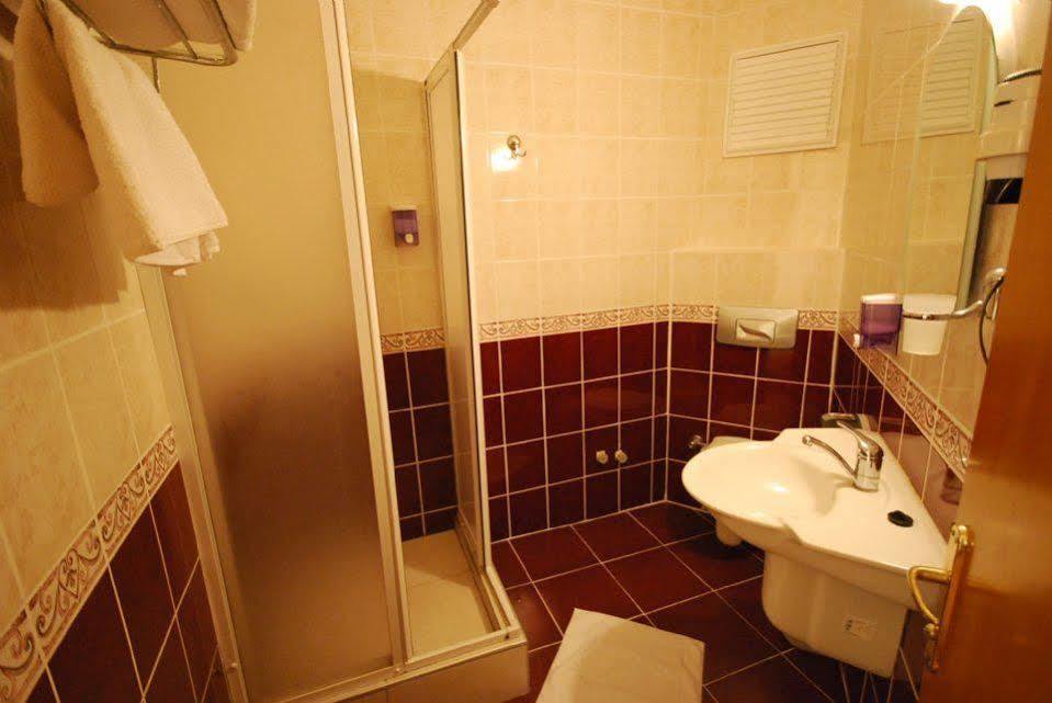 Malhun Hotel Fethiye Exterior photo